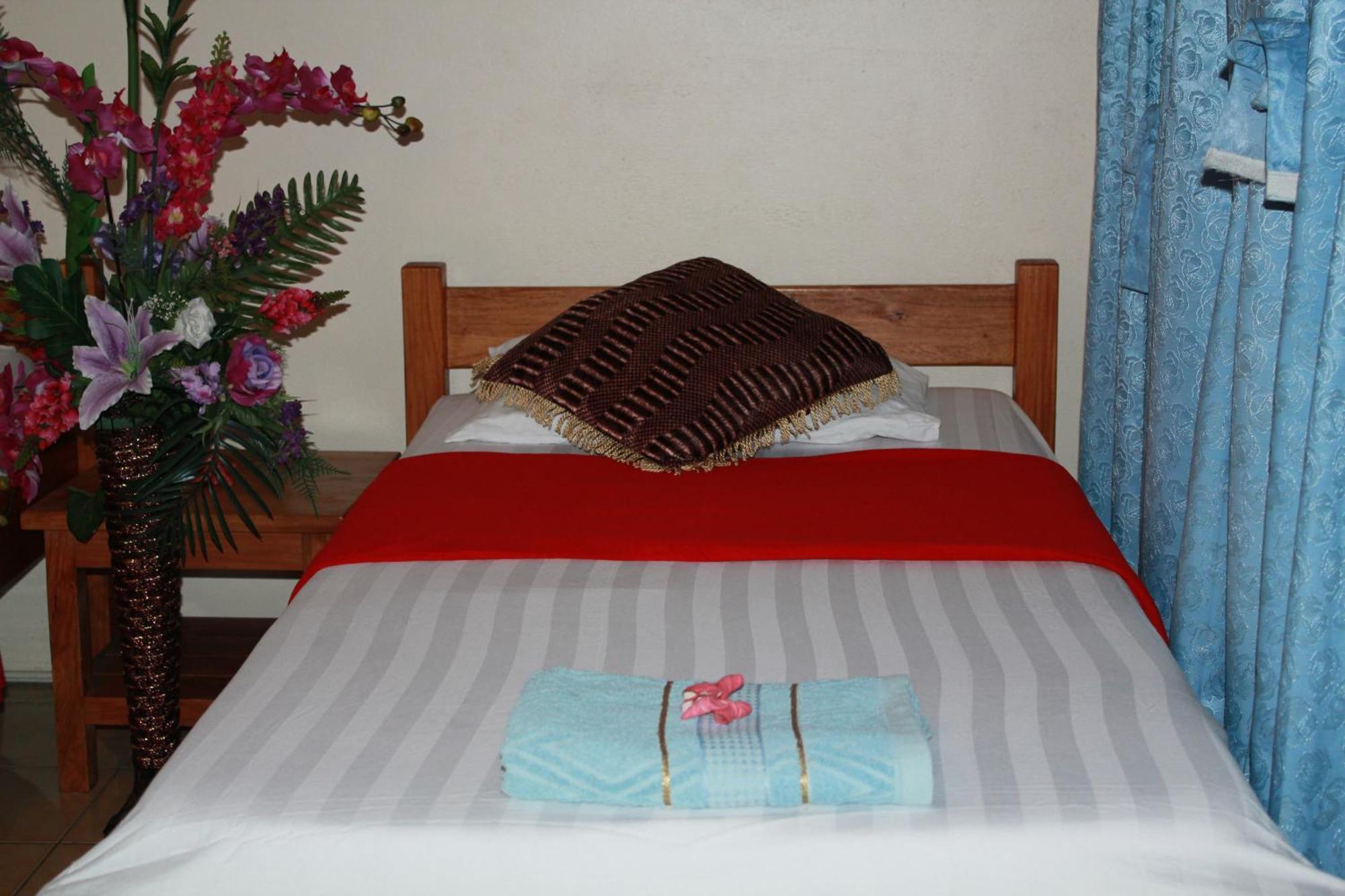 Pacific Paradise Motel Port Vila Kültér fotó