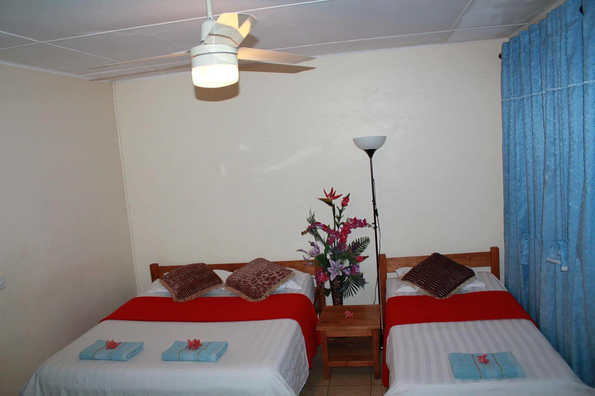 Pacific Paradise Motel Port Vila Kültér fotó